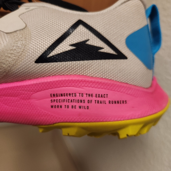 Nike Air Zoom Terra Kiger 5 Pink Blue Trail Running Shoes Women's Sz 8 - Picture 7 of 8